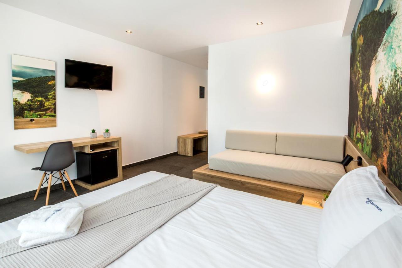 Epicentrum Suites Fresh 리메나리아 외부 사진